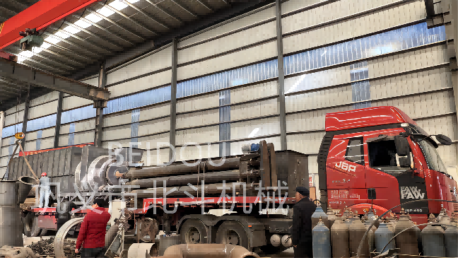 垃圾蜜桃成人影院免费线路二資源化處理廢棄物,裝車發往廣東