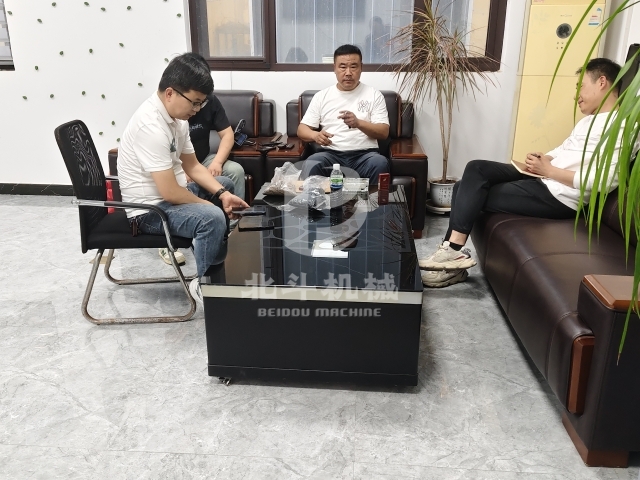 打破紙上談兵!客戶實地考察蜜桃成人影院免费线路二