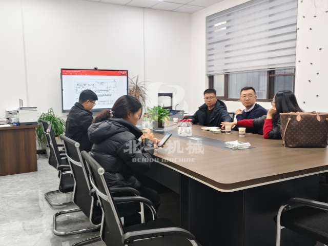 蜜桃成人影院免费线路二業務再迎新機,與客戶麵對麵溝通